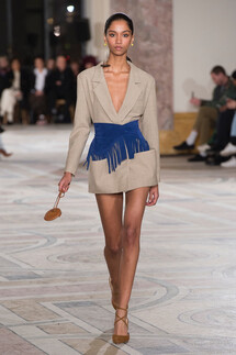 Jacquemus Fall 2018 Ready-to-Wear , Jacquemus осень зима 2018 , Fashion show , неделя моды в Париже , PFW , Mainstyles